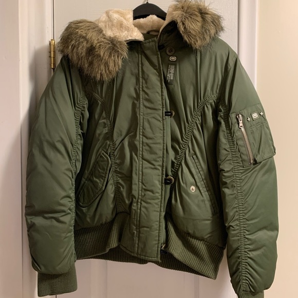 Y2K Ecko Red Puffer Jacket - Picture 4 of 8